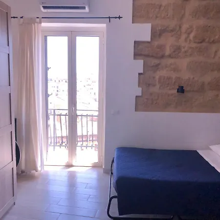 Frühstückspension Kale Atenea 3*