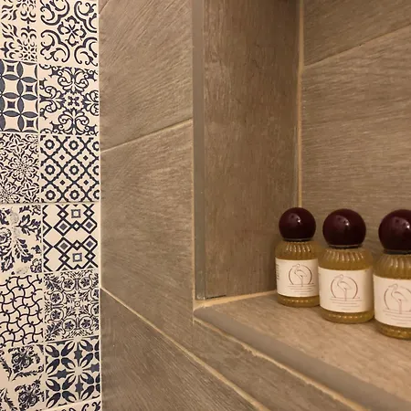 Kale Atenea Bed and Breakfast